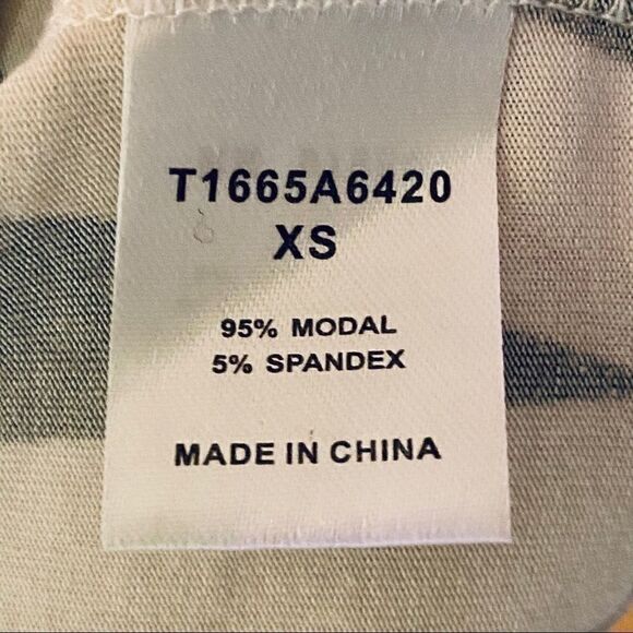 Tart Black White Patterned Long Sleeve Wrap Dress - Picture 6 of 7